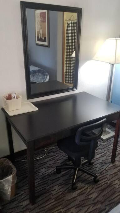 Hotel King Bed Hotel Room 120 Booking Stillwater Extérieur photo